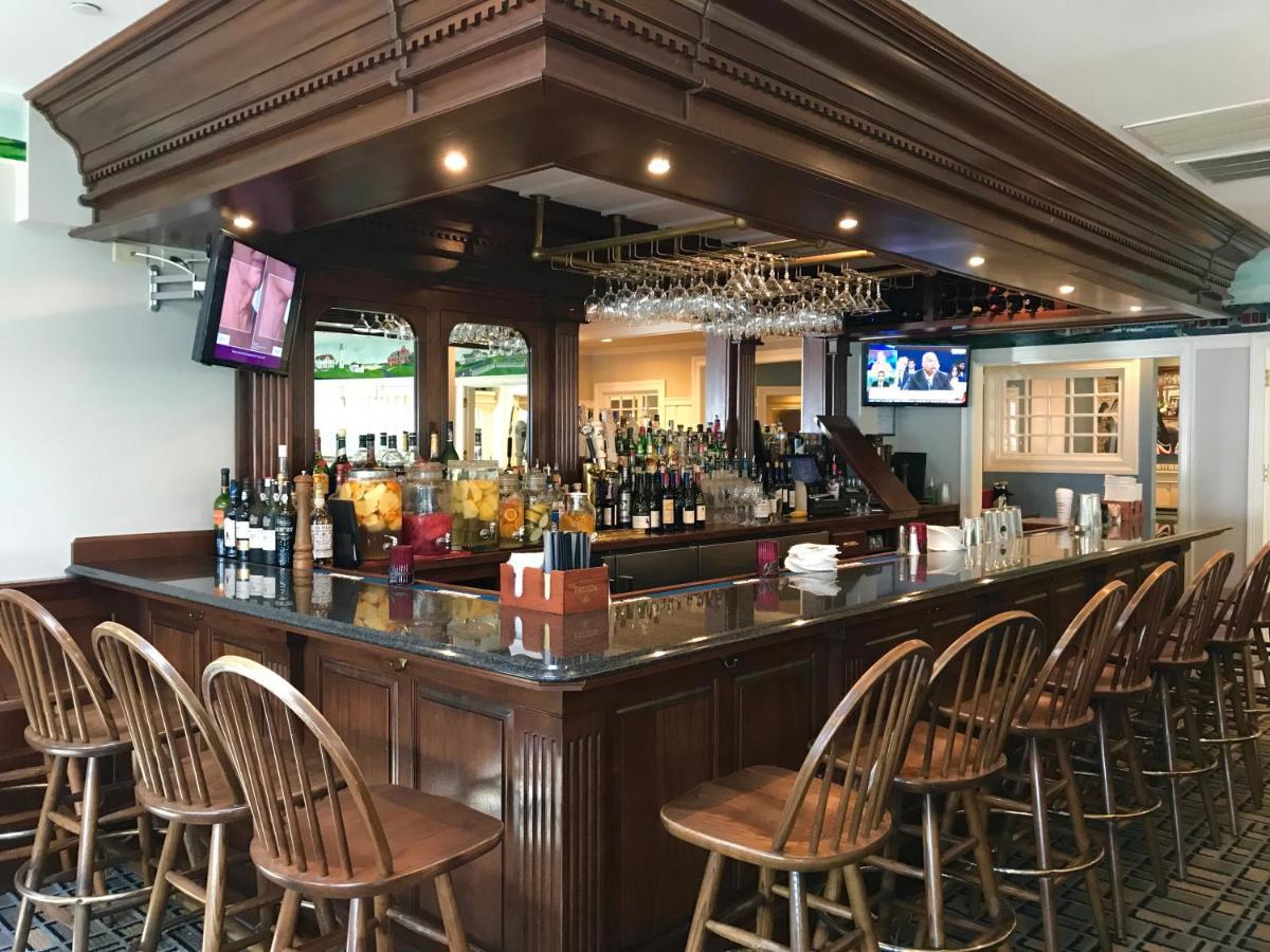 Greyfinch Chatham Inn ภายนอก รูปภาพ